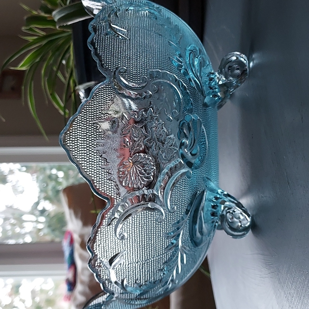 Vintage Jeannette mid century Pressed Glass Blue Footed Hombre  Compote Bowl MCM - Picture 4 of 17